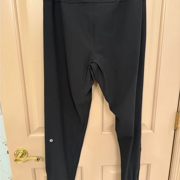 Lululemon Men’s Surge Jogger *Tall* Size M | Smoked Spruce - Picture 7 of 9